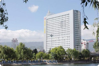 HJ208NTP時間服務(wù)器順利完成大理州市人民醫(yī)院時統(tǒng)工程的驗(yàn)收工作